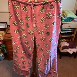 Life Is Good Pink Daisy pajama bottoms.
